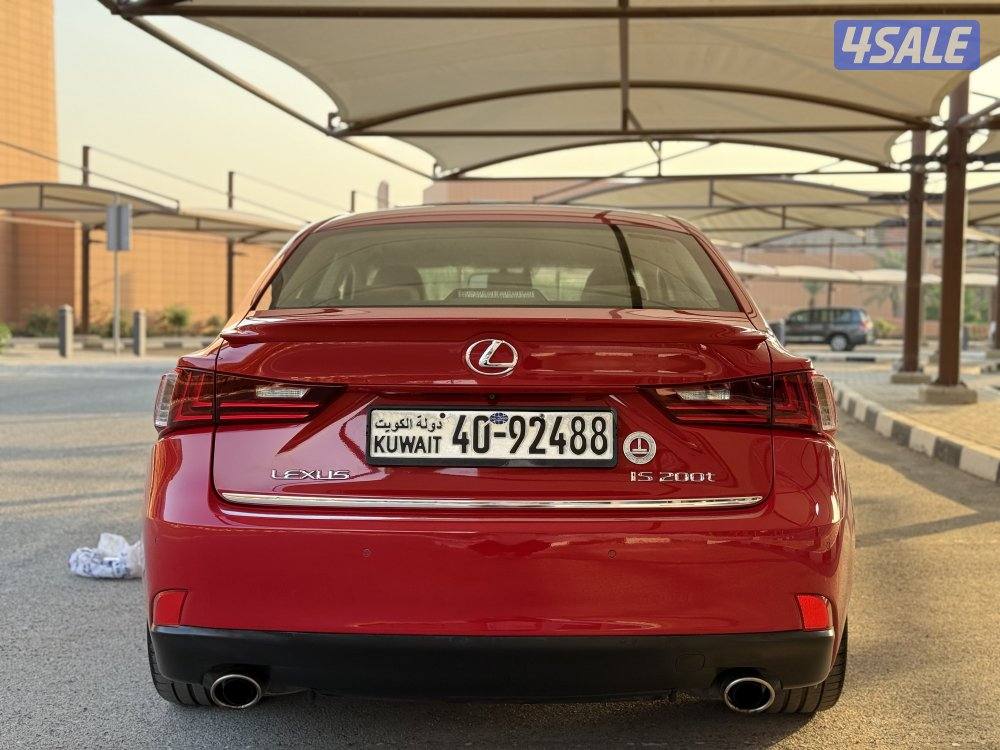 للبيع لكزس IS5