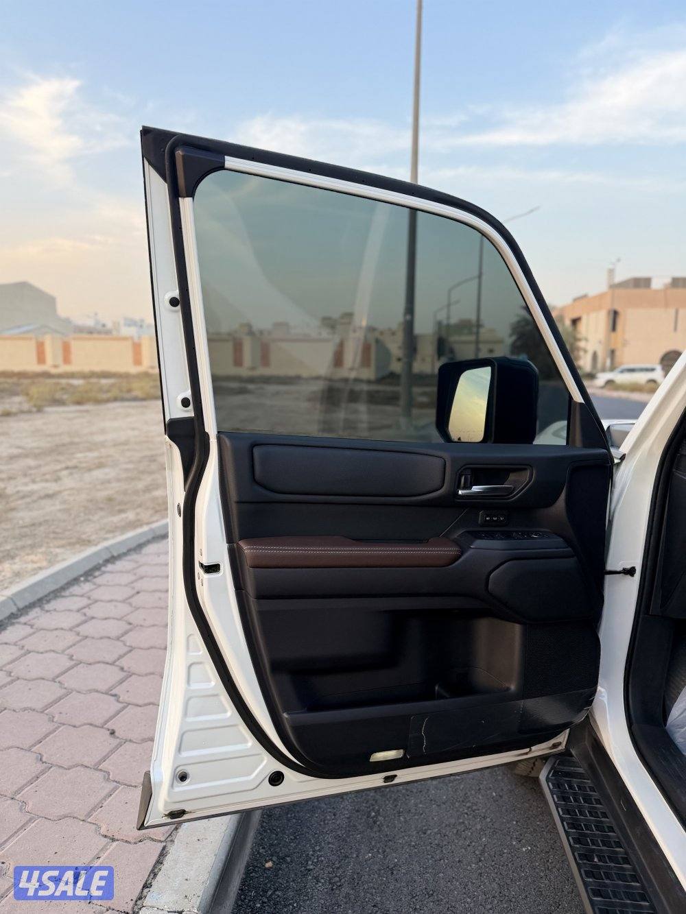 للبيع برادو 2025 wx اعلي درجة10