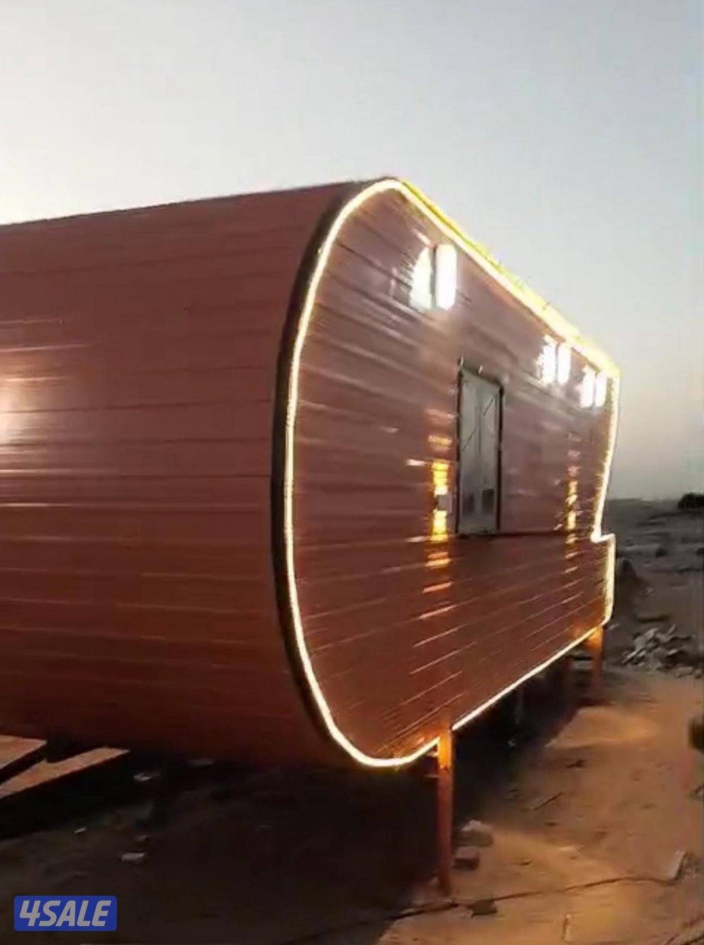 للبيع شاليه مكون من غرفه بطبخ وحمام مع سخان وادرام مع المظخه0