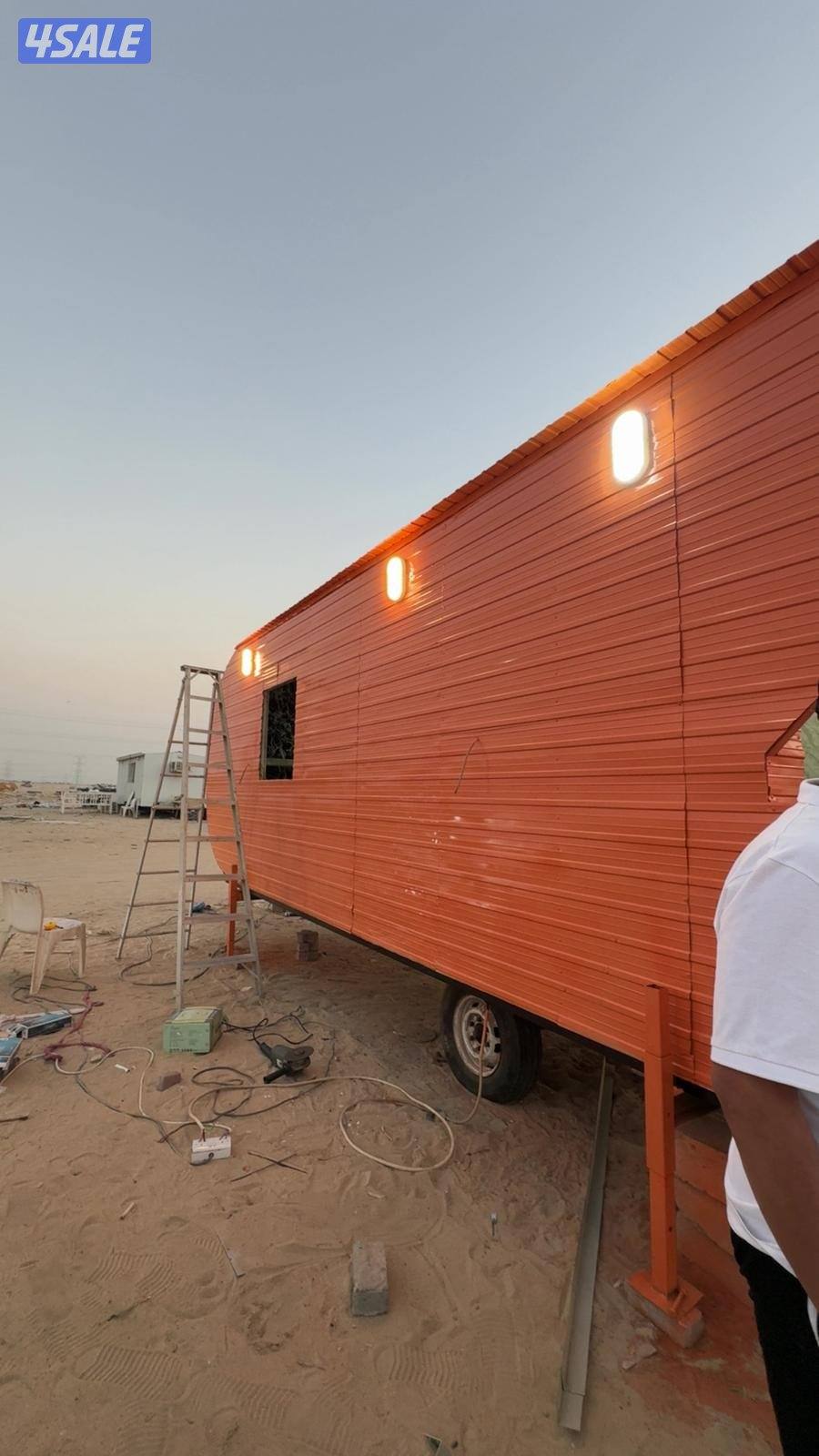 للبيع شاليه مكون من غرفه بطبخ وحمام مع سخان وادرام مع المظخه14