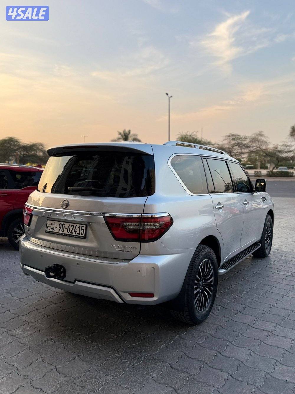 بلاتينيون ستي V8 اصفار4