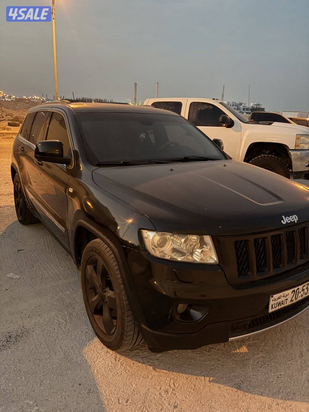 جراند شيروكي ٢٠١٢ كامل المواصفات ٨ سلندر ماشي ٢١٥٠٠٠1