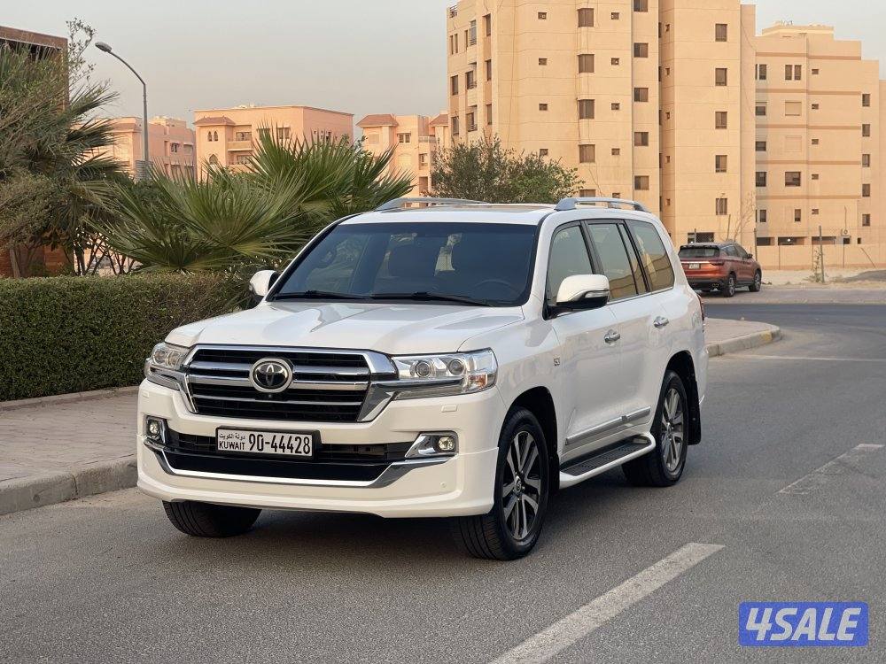 لاندكروزر VXR0