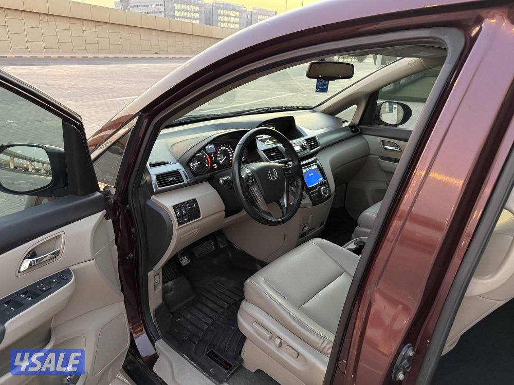 2014 كامل المواصفات عداد 100 سيرفس وكاله7