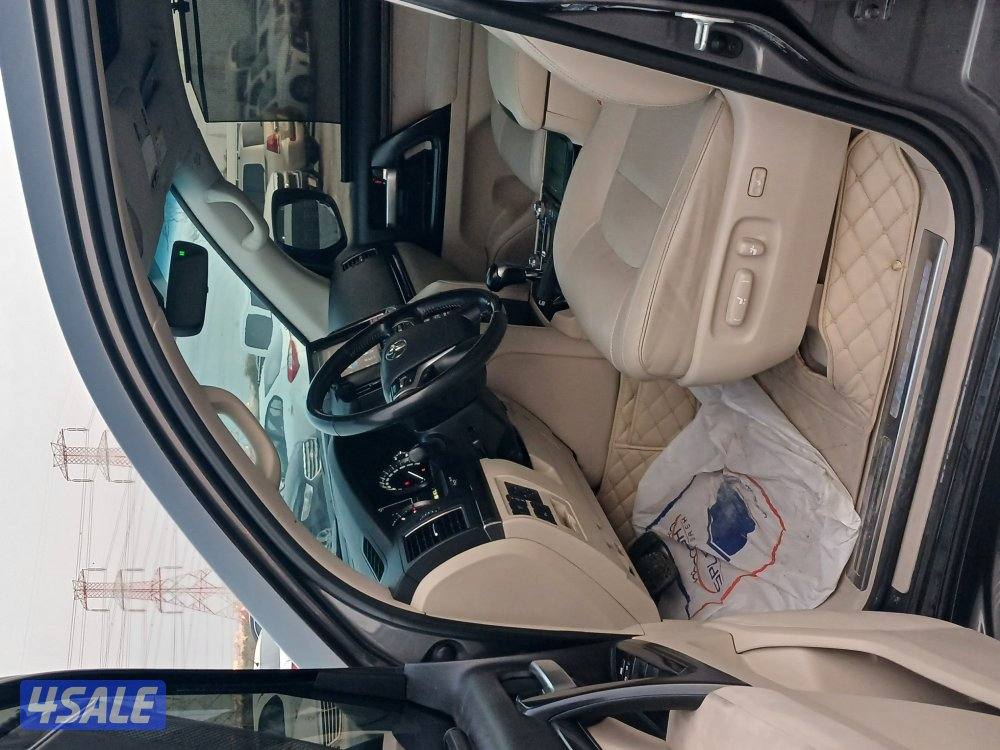 لاند كروزر GXR تورنق جلد موديل 2020 الساير6