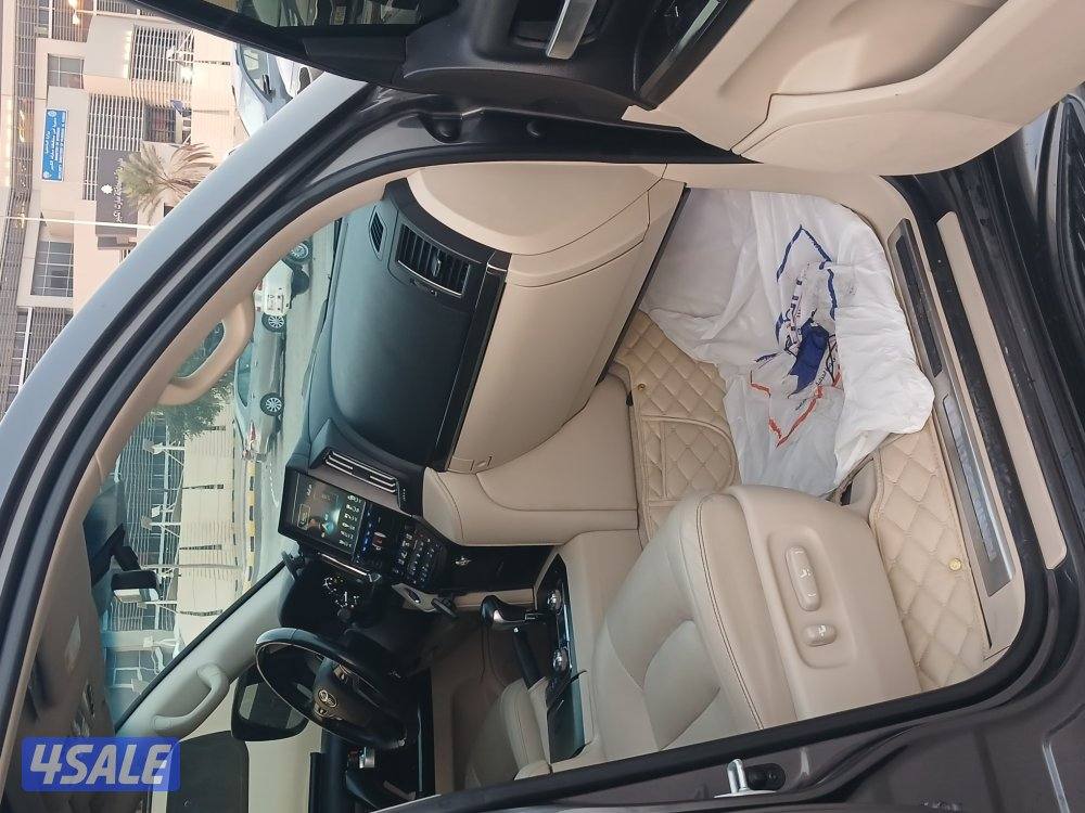 لاند كروزر GXR تورنق جلد موديل 2020 الساير8