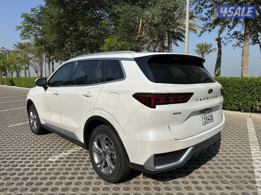 للبيع فورد تيريتوري موديل 2023 وكالة الغانم بحاله ممتازه7
