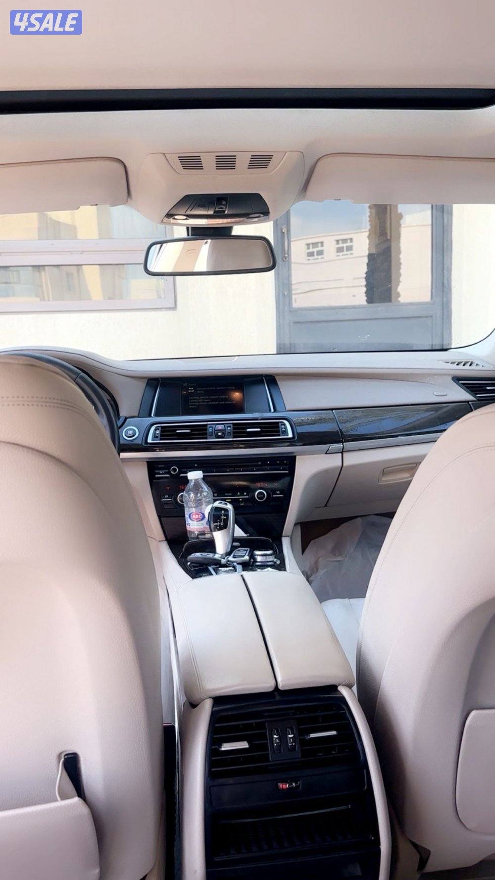 BMW٧٣٠ صبغ الوكاله عدا قطعتين ماشي ١٥٠6