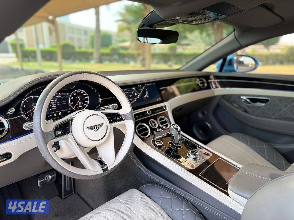 للبيع : بنتلي GT V12 موديل : 2019 عداد : ( 28 الف فقط )7