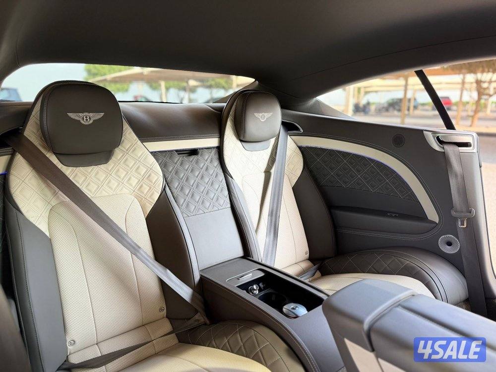 للبيع : بنتلي GT V12 موديل : 2019 عداد : ( 28 الف فقط )13