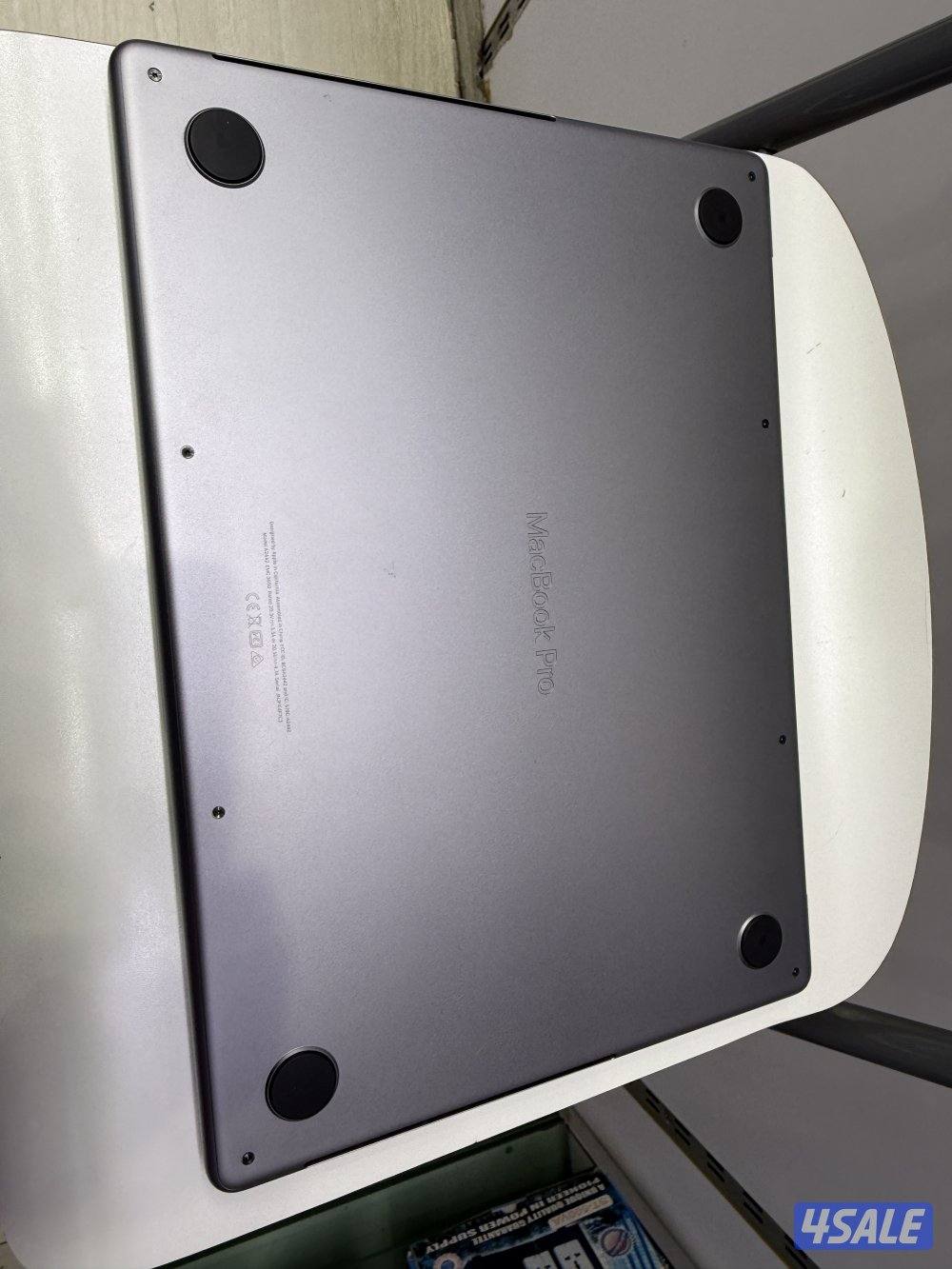 MacBook Pro M1 14inch 16gb 1tb ssd1