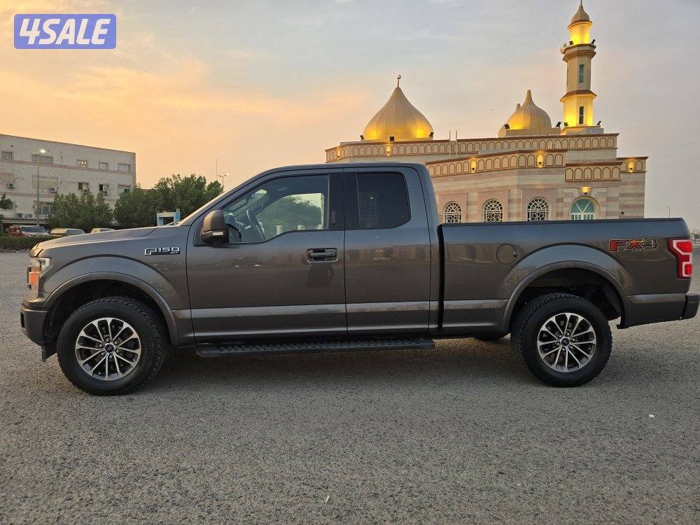 للبيع وانيت F150 فورد غماره ونصف2
