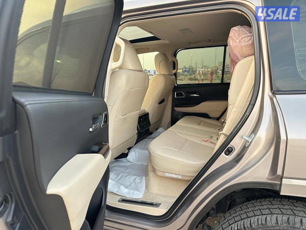 لاندكروزر GXR توين تيربو Aero S4