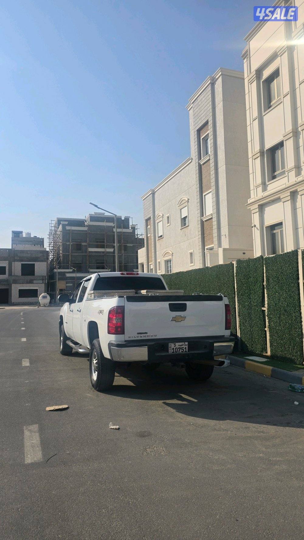 وانيت سلفرادو HD 20113