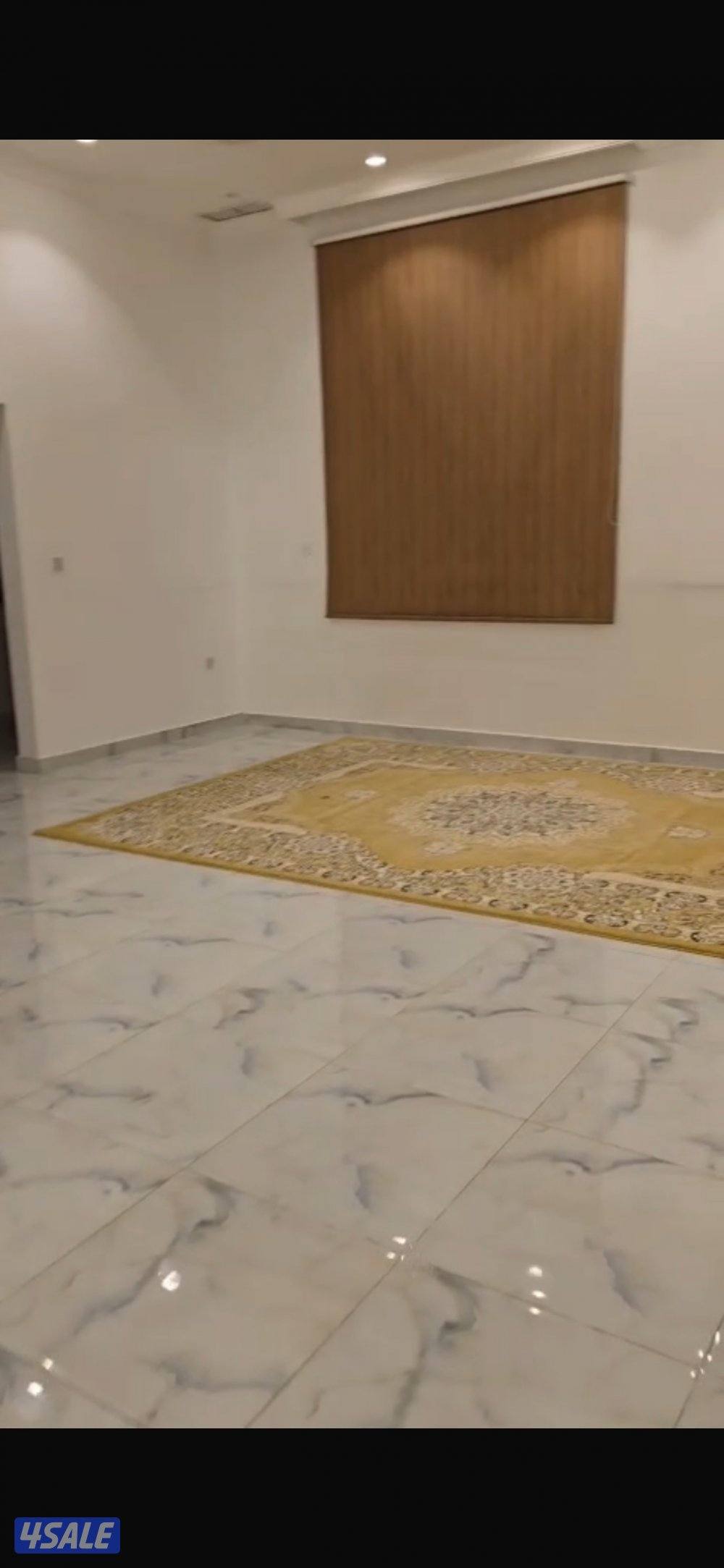 شقه دور ارضي مدخل مستقل قرب الخدمات  مصافط0