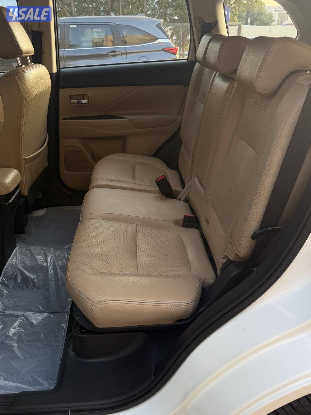 اوتلاندر موديل 2014 ماشي 135 الف كامل المواصفات شرط الفحص بالكامل7