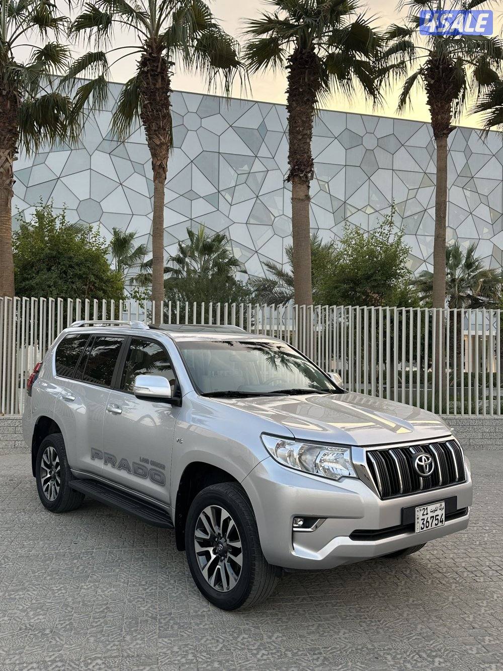 برادو TX-L موديل 2022 صبغ الوكالة الدرجة الاولى2