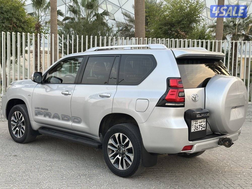 برادو TX-L موديل 2022 صبغ الوكالة الدرجة الاولى5