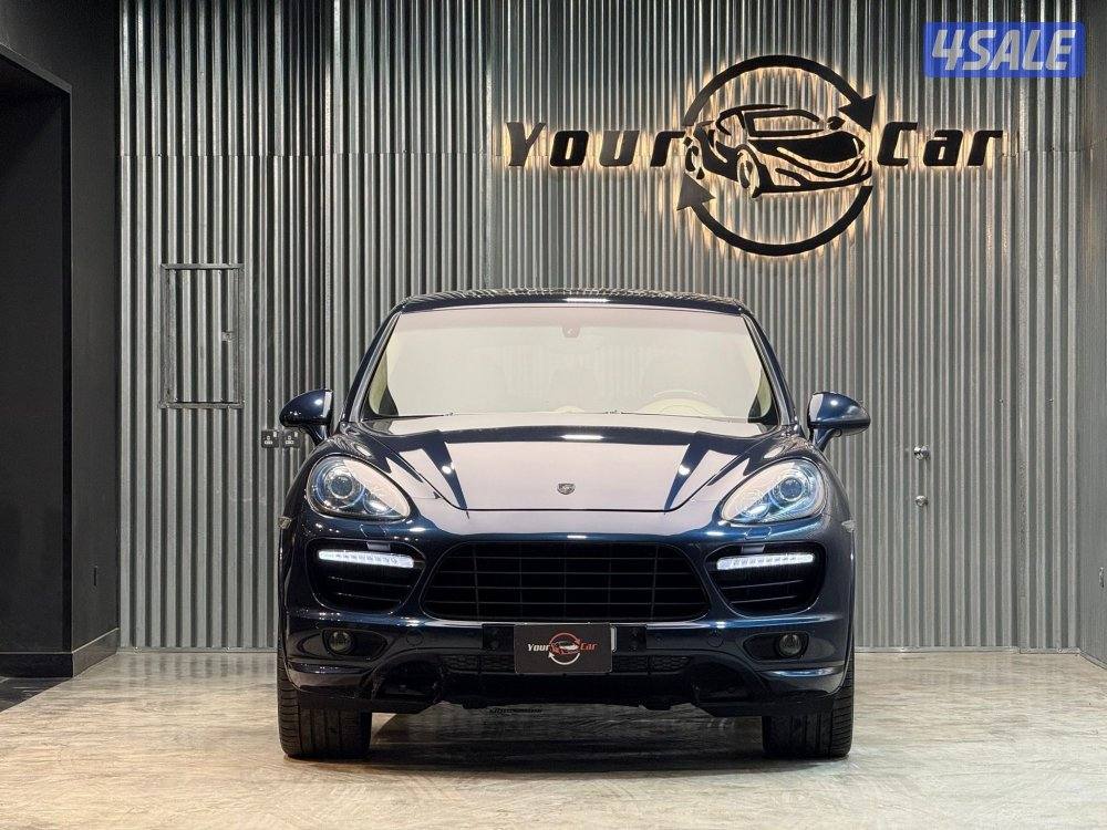 Porsche cayenne turbo2
