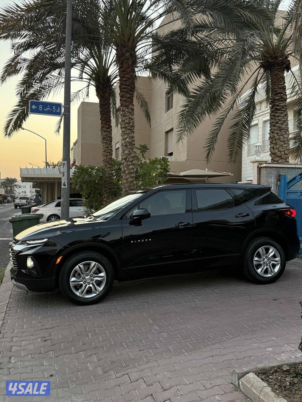 بليزر موديل 2021 ماشي 88 الف صبغ الوكالة وشرط الفحص بالكامل12