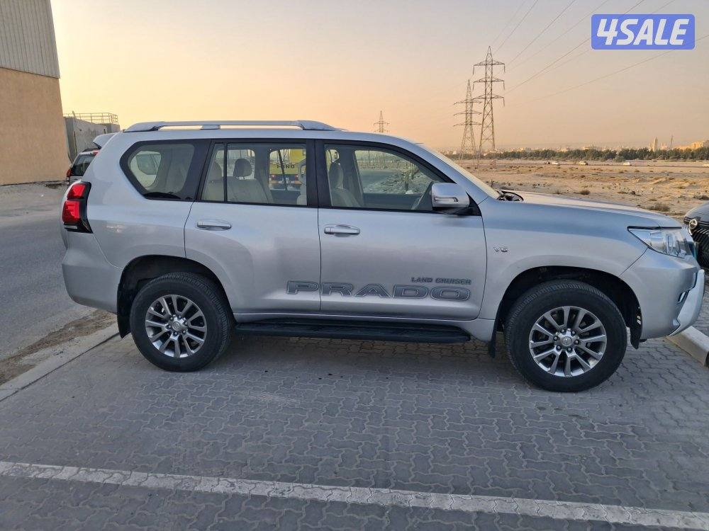 برادو موديل ٢٠١٨ اللون سيلفر شرط الفحص عداد ٢٩٠ الف  الساير4