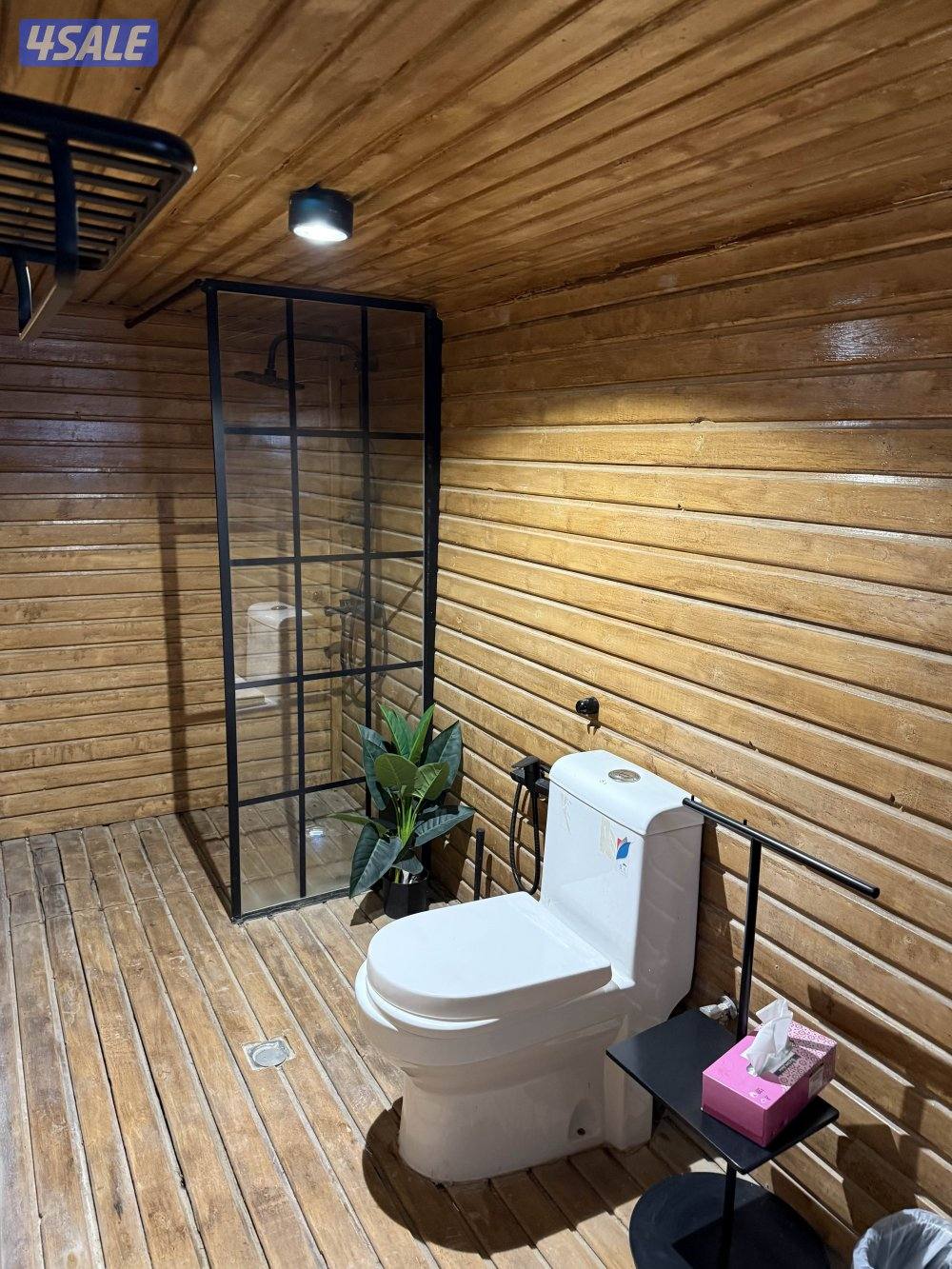 للبيع كوخ او المشروع كامل1