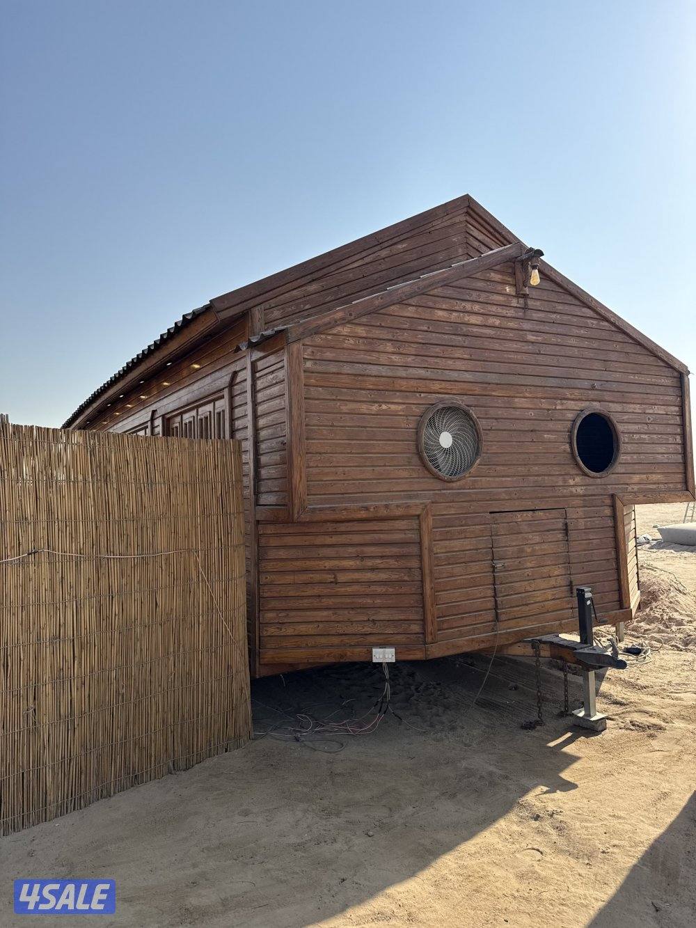 للبيع كوخ او المشروع كامل11
