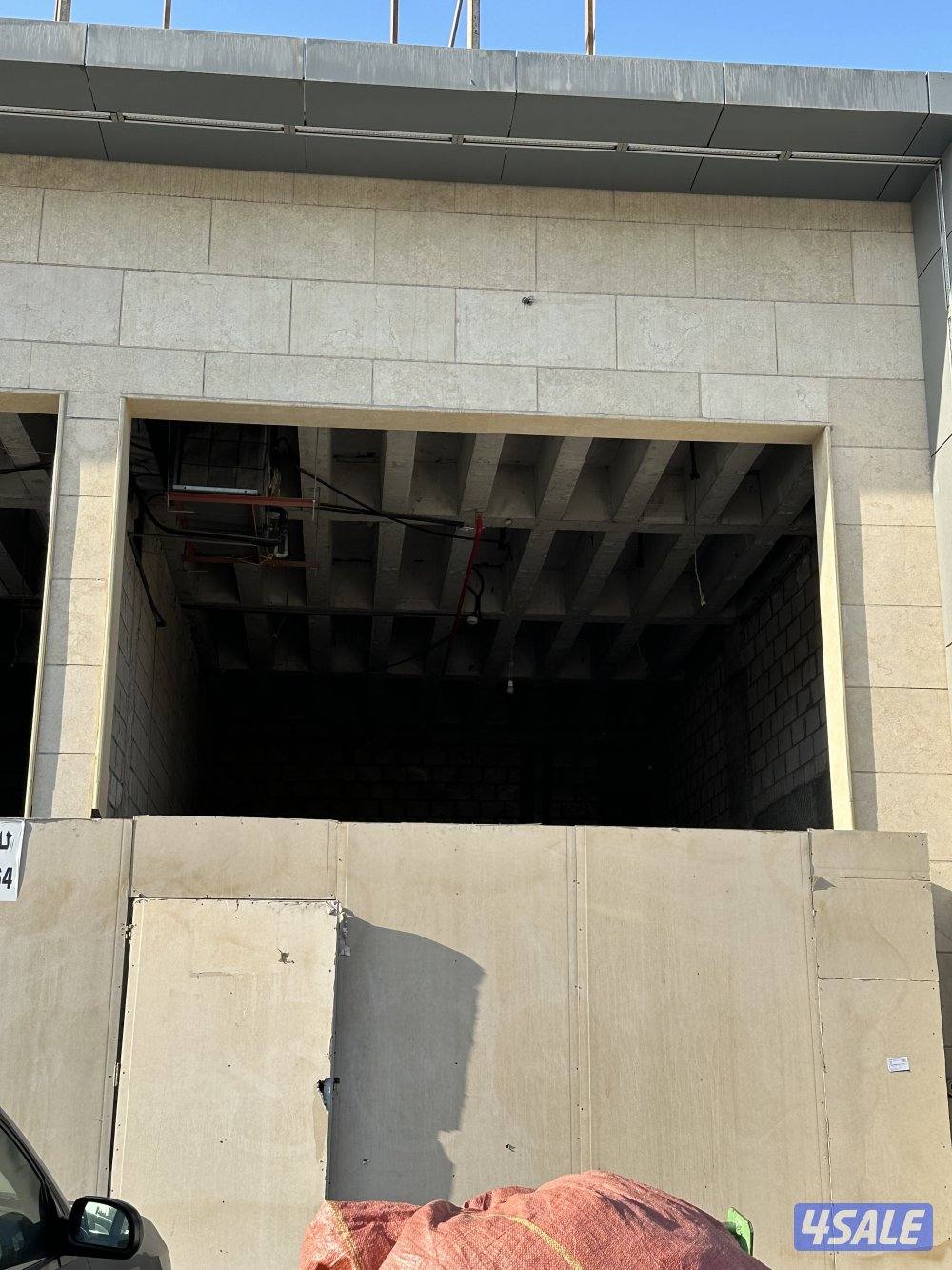 للايجار محلات تجارية في الشويخ الصناعية0