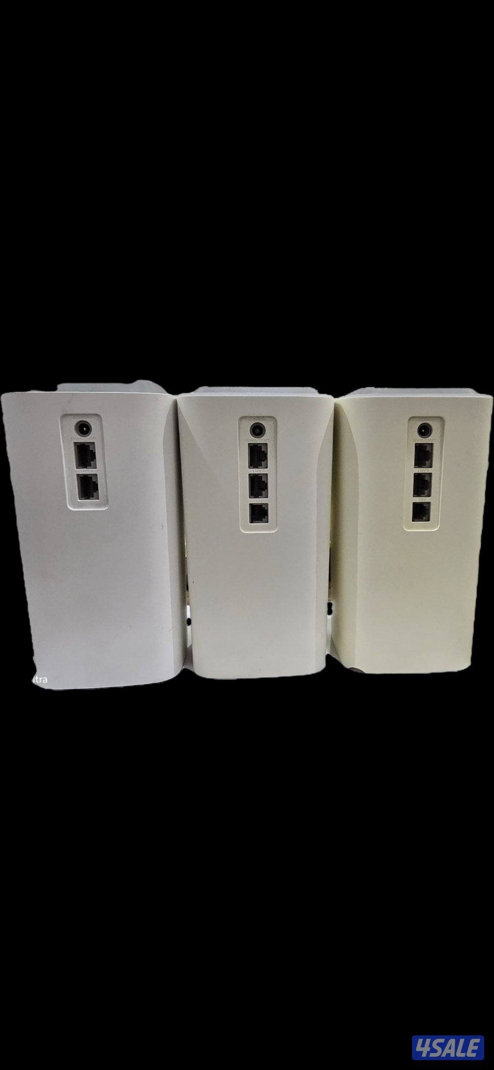 للبيع 3 راوتر 5g ب 50 د.ك اذا تبي واحد ب 20 د.ك ارخص شي بالسوق3