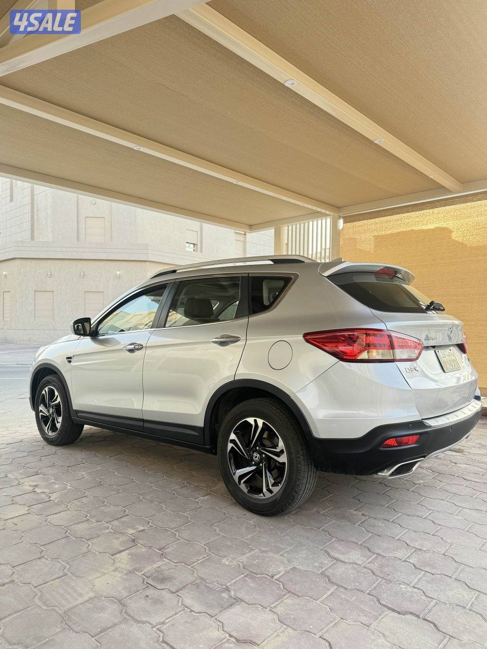 للبيع AX7 بحالة الوكاله وصبغ الوكاله0