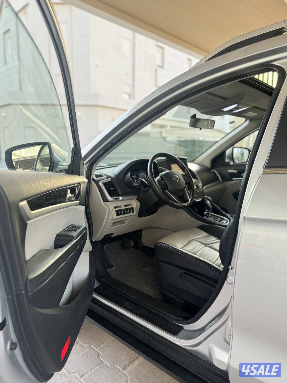 للبيع AX7 بحالة الوكاله وصبغ الوكاله10