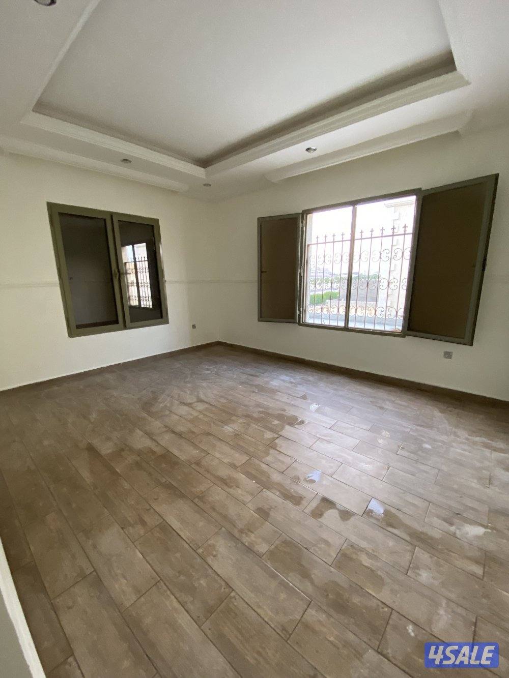 للايجار جزء من بيت حكومي بصباح الاحمد دورين وربع12