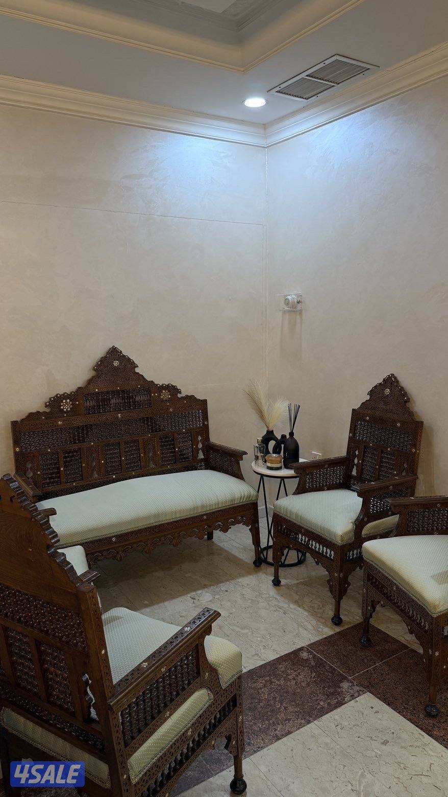 طقم كراسي ارابيسك فاخر1