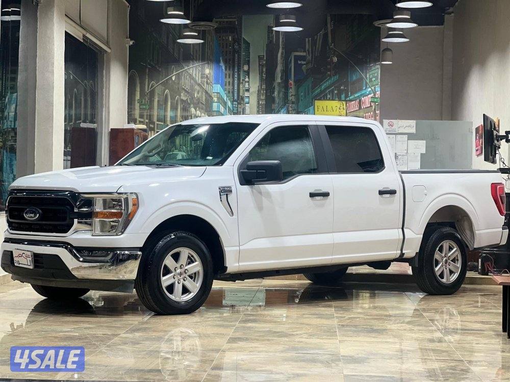 وانيت فورد F150 موديل 2023 ماشي 11 الف وارد امريكا بحالة الوكالة0
