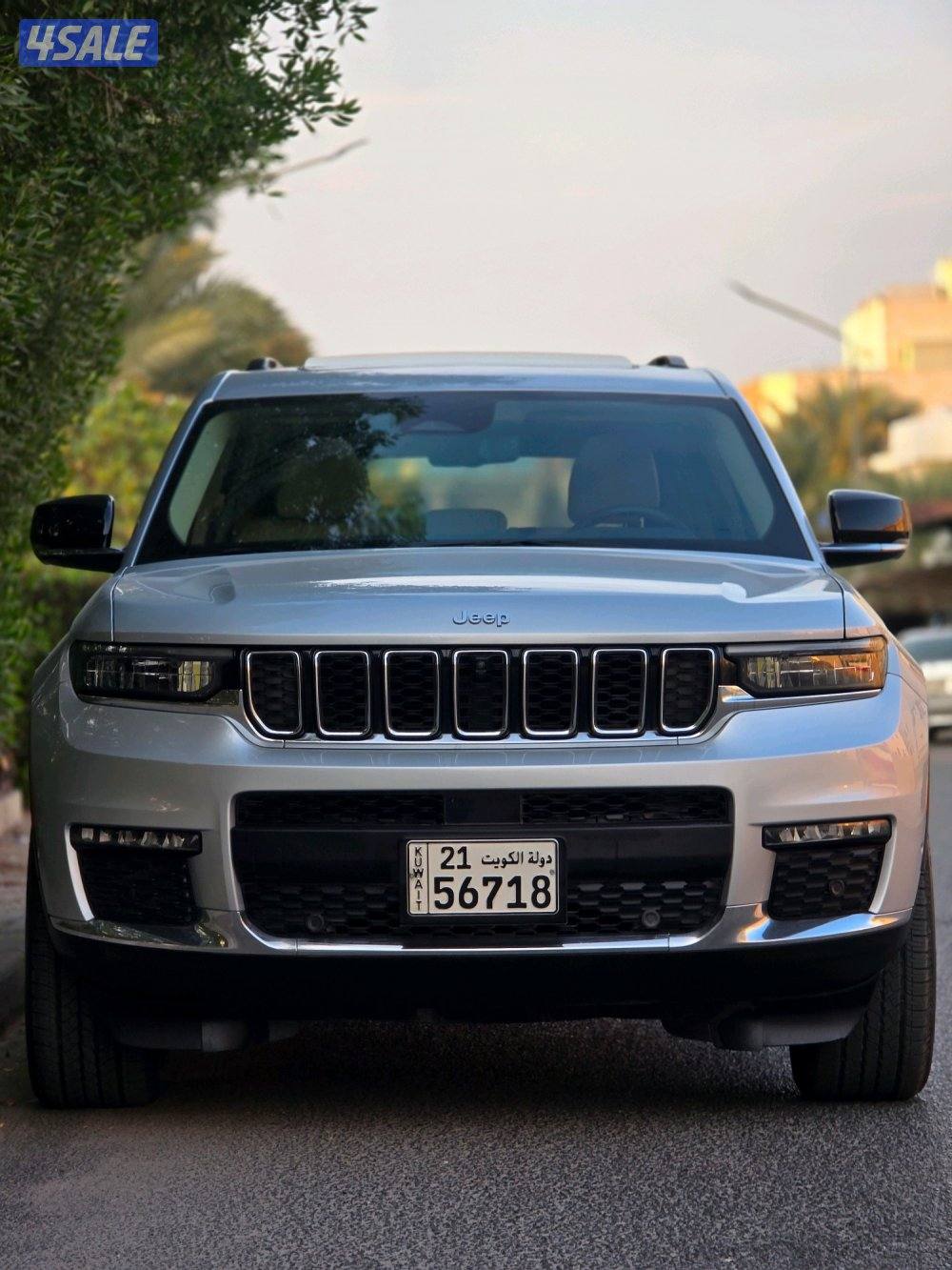 جراند شيروكي 2022 عداد 68 ألف بحالة ممتازة1