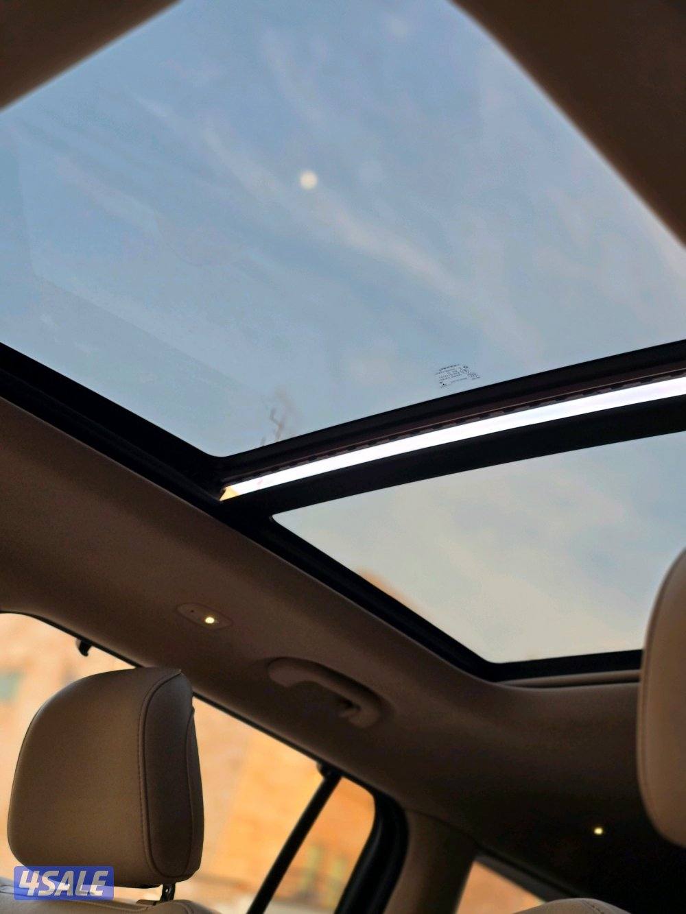 جراند شيروكي 2022 عداد 68 ألف بحالة ممتازة11