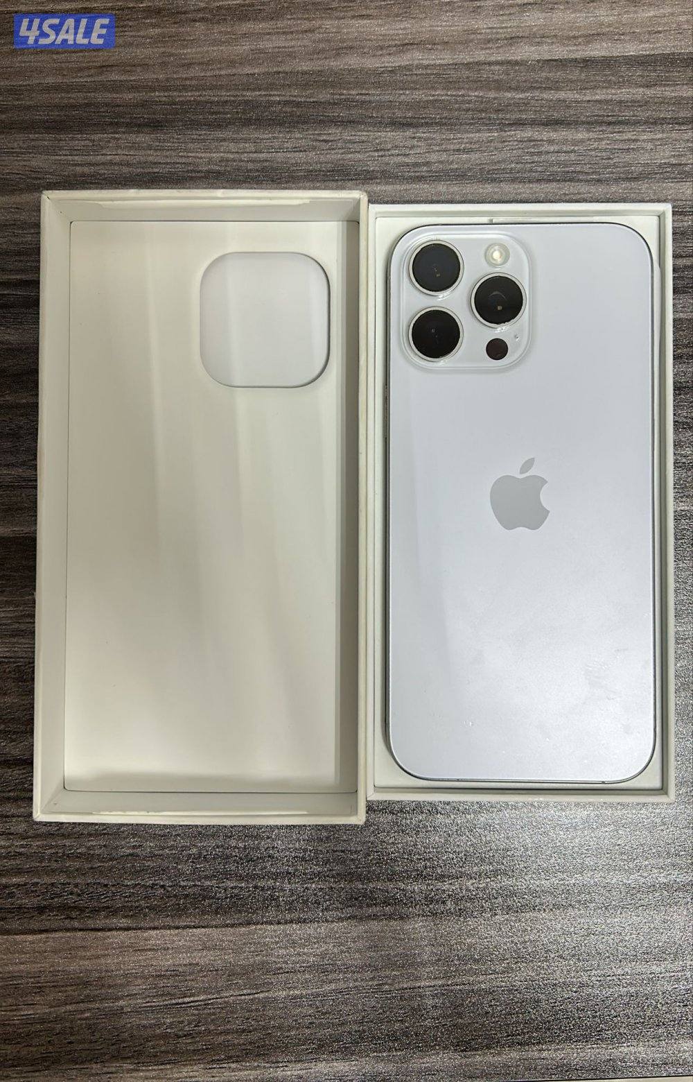 Iphone 16 pro max 2560