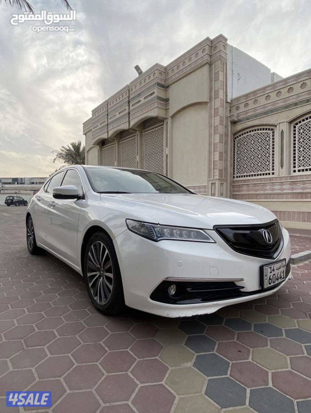 أكيورا الفئه الفاخرة من الهوندا ياباني الدرجه الاولى2