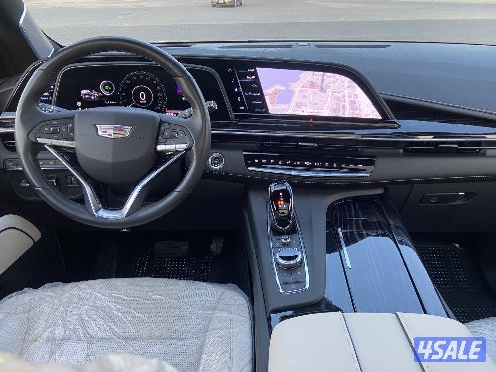 اسكاليد سبورت 2021 شبه اصفار _تحت الكفاله سيرفس مجاني8