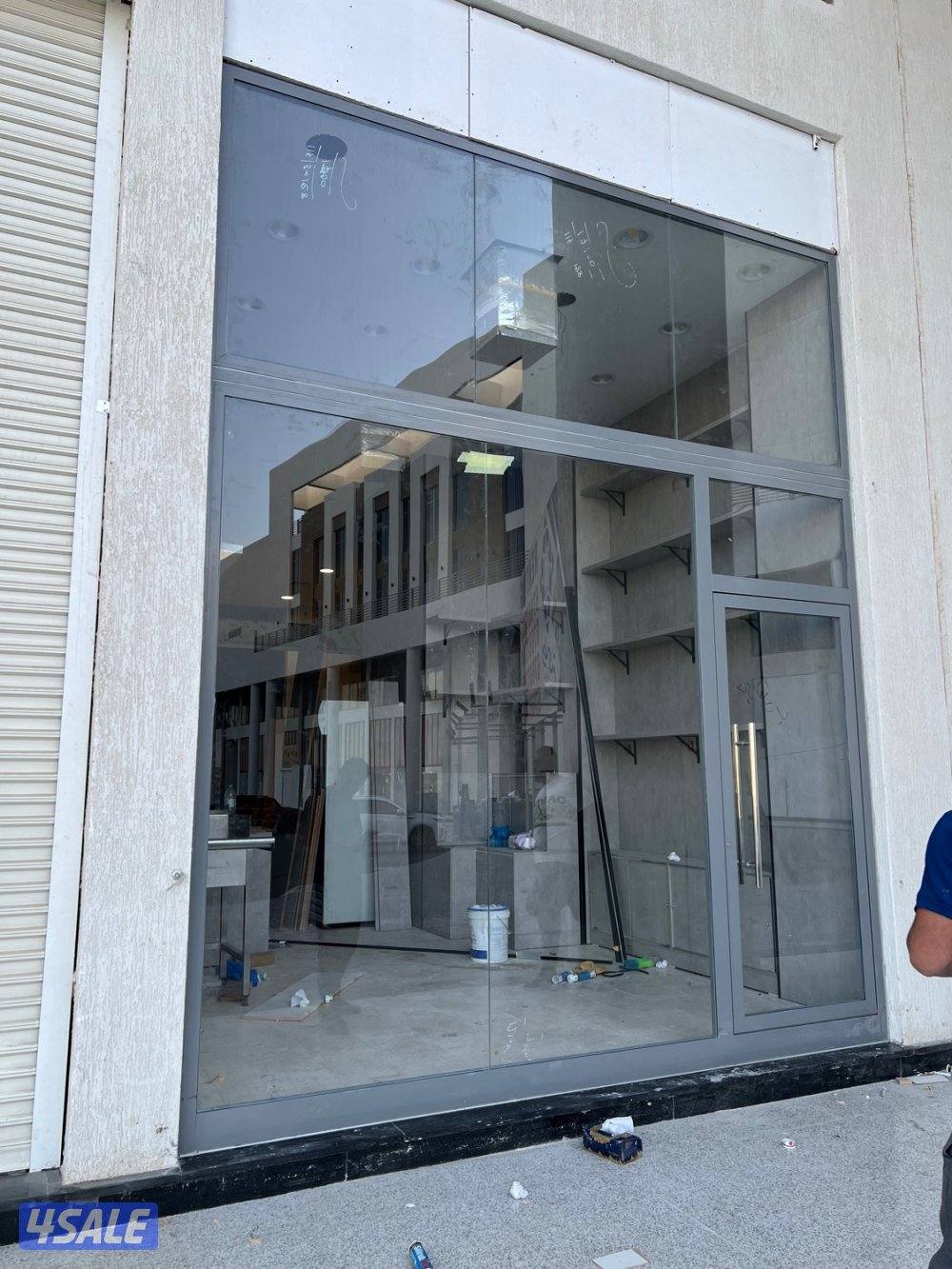 توريد وتركيب جميع انواع الزجاج والمرايا درابزينات شاورات واجهات ابواب11