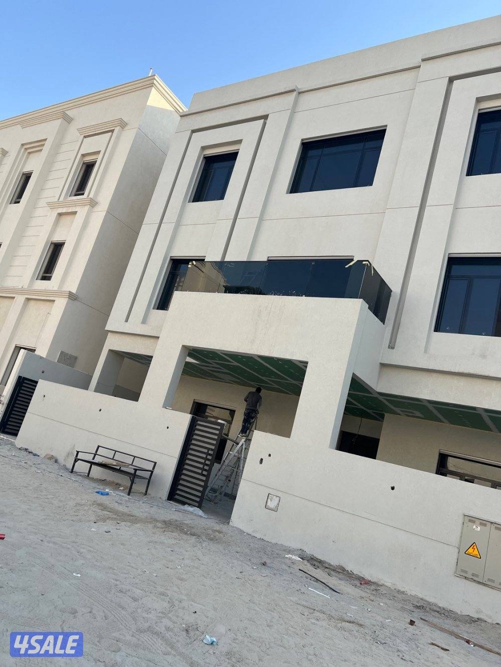 توريد وتركيب جميع انواع الزجاج والمرايا درابزينات شاورات واجهات ابواب13