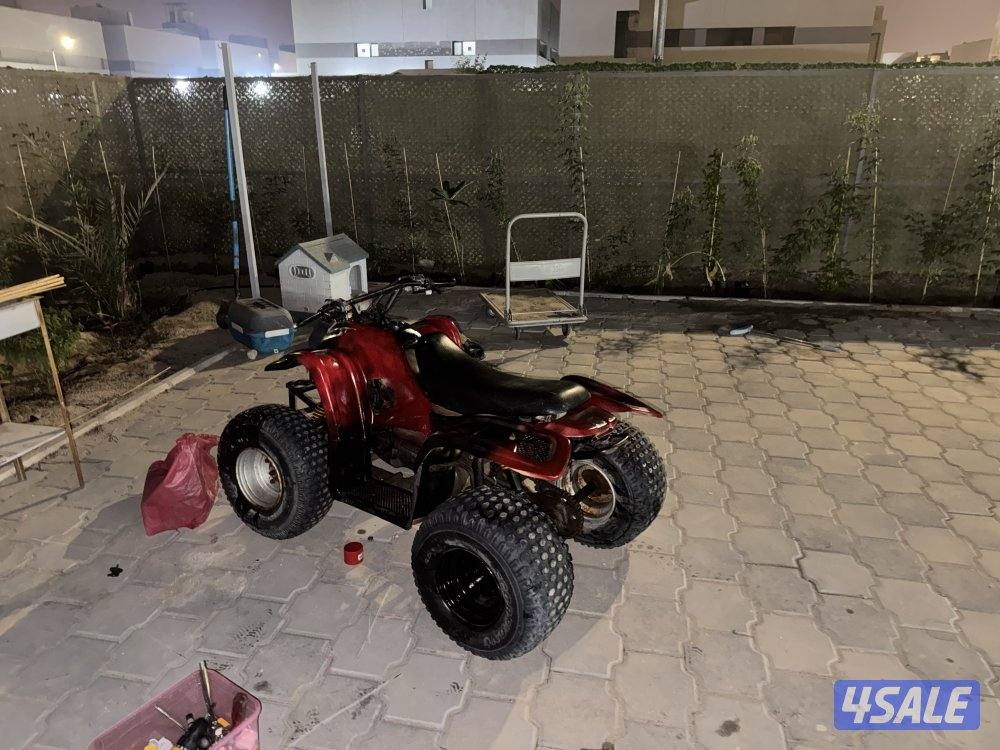 بقي عميري 100ccكان لونه اصفر حولة احمر يحتاجله شغل اشوي3