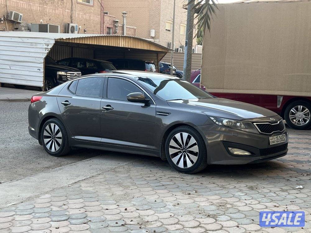 كيا اوبتيما فل كامل الموصفات بانورما 2012 نافضها من الي.. السعر نهائي0