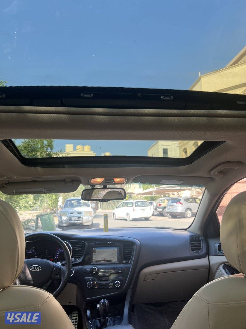 كيا اوبتيما فل كامل الموصفات بانورما 2012 نافضها من الي.. السعر نهائي7