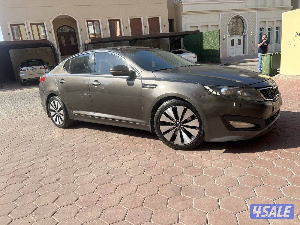 كيا اوبتيما فل كامل الموصفات بانورما 2012 نافضها من الي.. السعر نهائي9