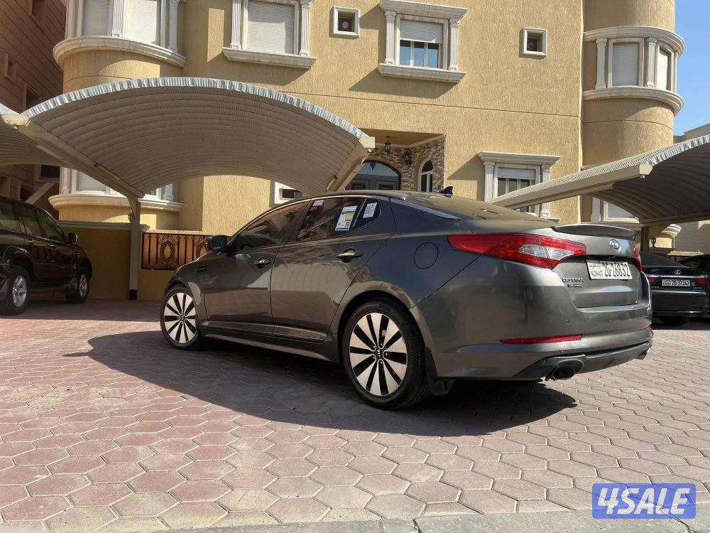 كيا اوبتيما فل كامل الموصفات بانورما 2012 نافضها من الي.. السعر نهائي15