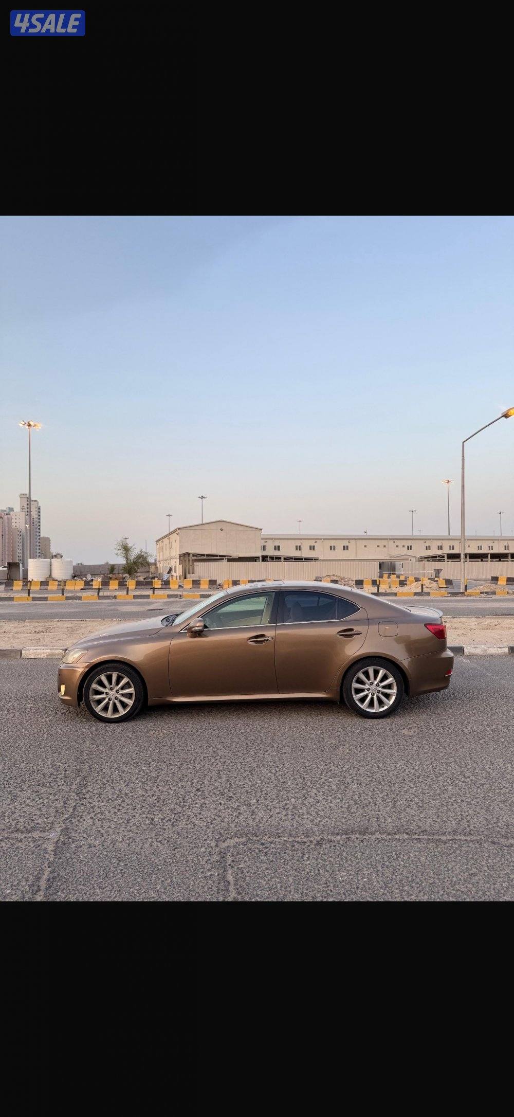 للبيع لكزس IS350 الموديل 20101