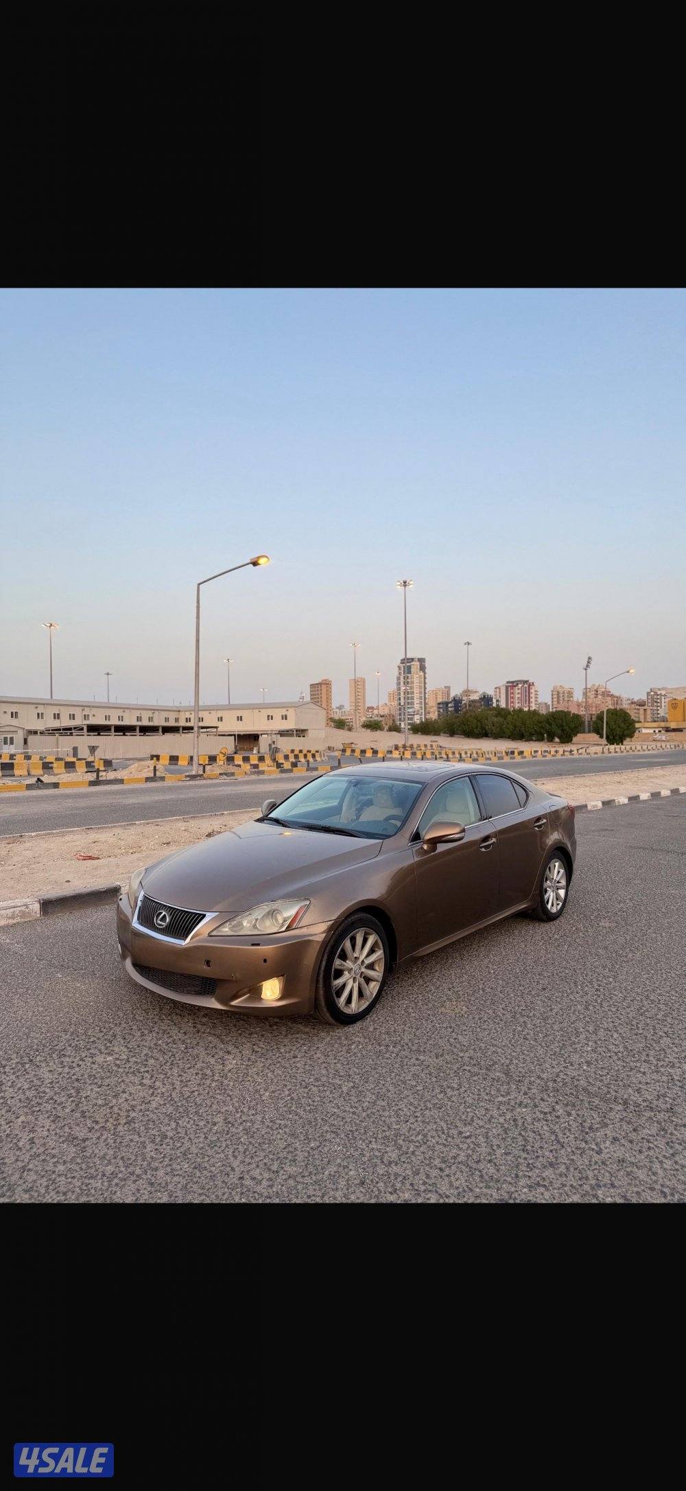 للبيع لكزس IS350 الموديل 20102