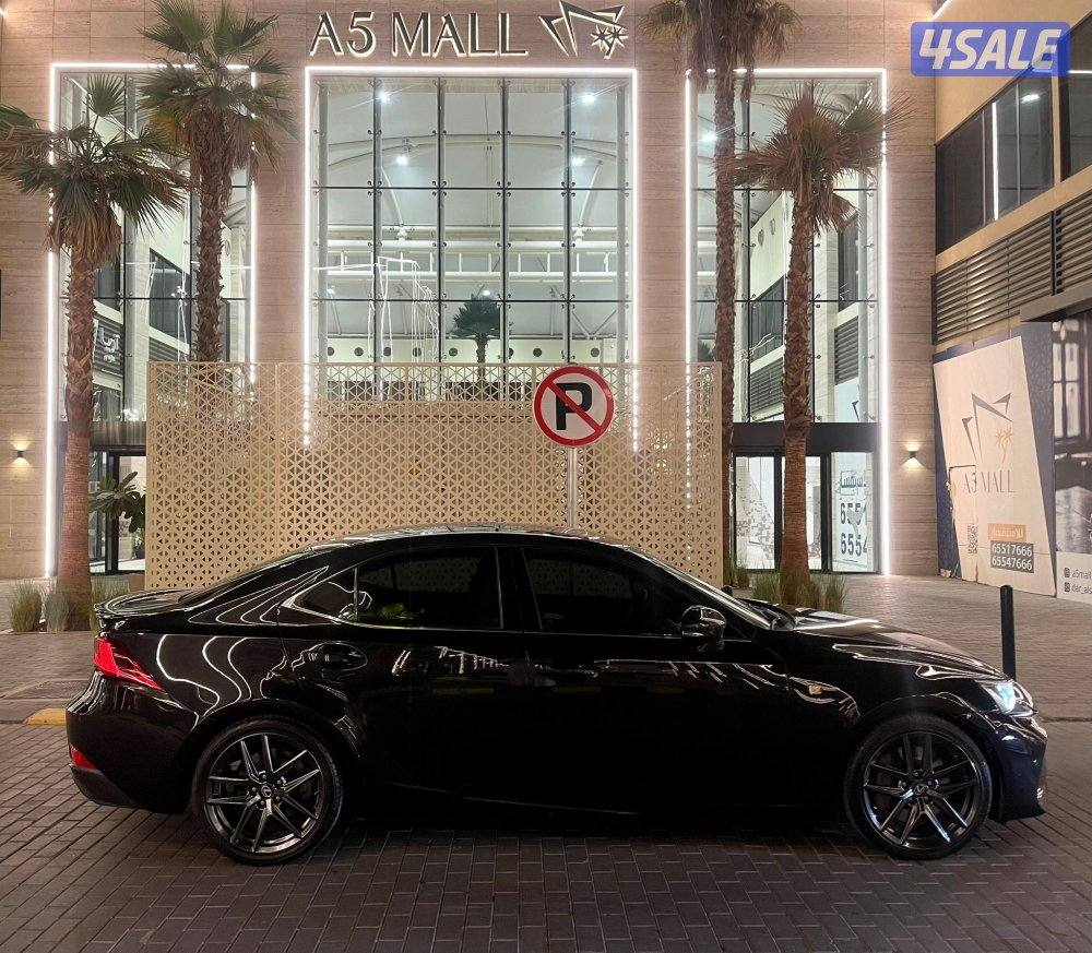 لكزس 2018 بحاله الوكاله9