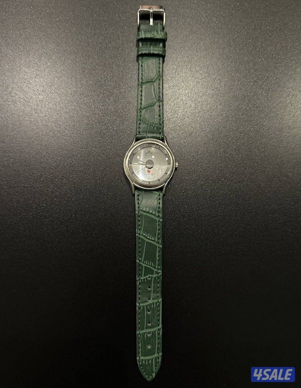 للبيع ساعه ماركه فنتج0